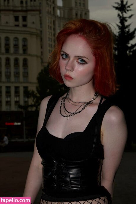 Music abuse beste nacktheit galerie