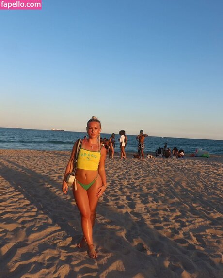 Gracie Dyer sexy erwachsene galerie