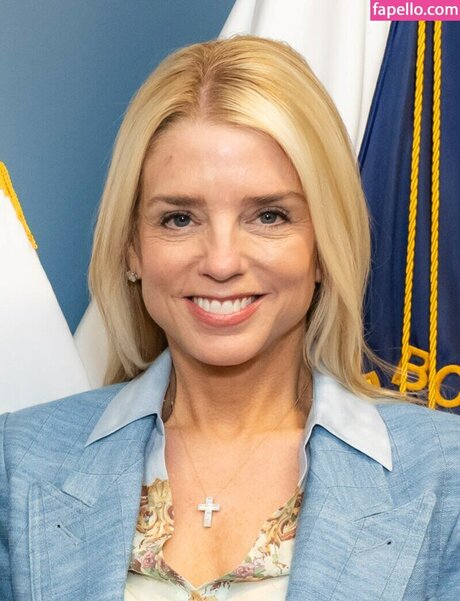 Pam Bondi heiße sex foto
