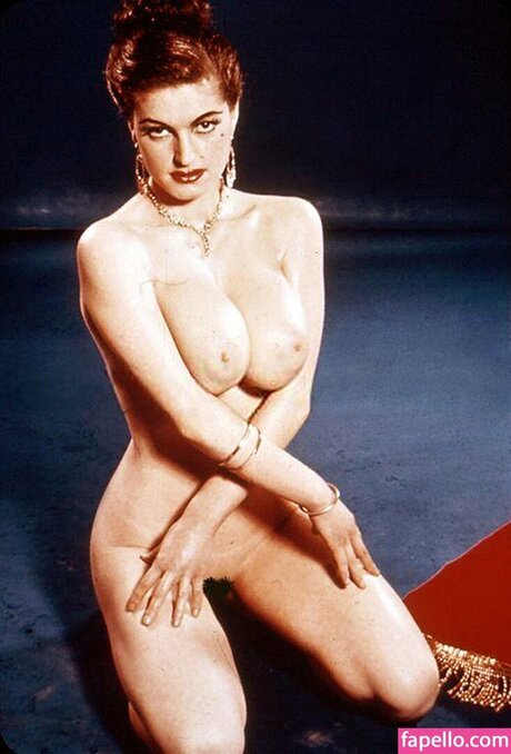 schwarze oma-onlyfans sexy erwachsene foto