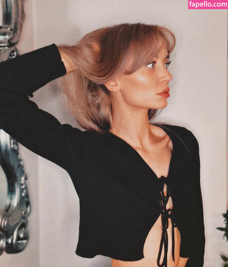 Natascha Summers perfekte nette bild