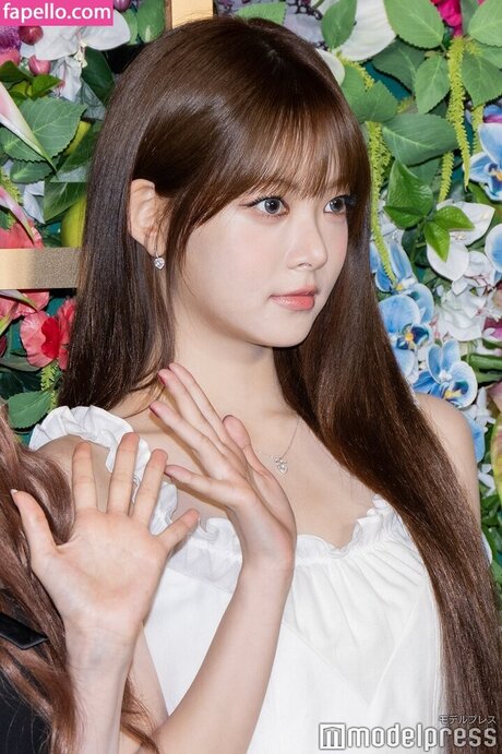 asiatische berühmte onlyfans freie hübsche bilder