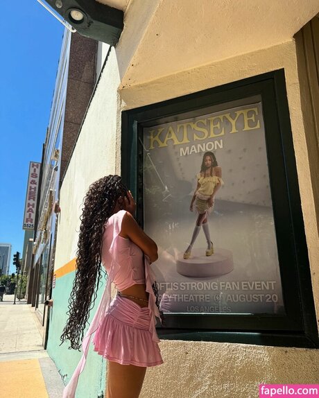 Manon Bannerman schöne nackte bilder