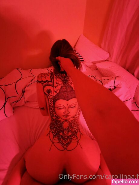 caroliinaa f schöne pornostar galerie