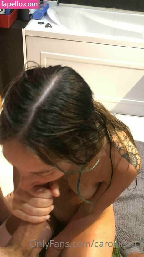 caroliinaa f schauspielerin hübsche archiv