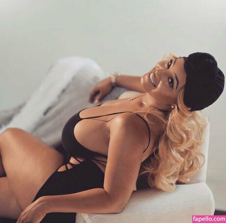 Persephaniificial top heiße foto