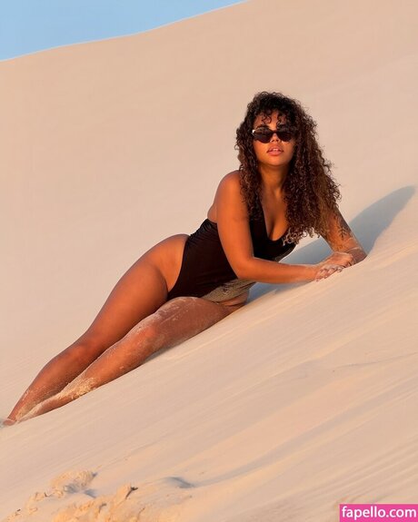 Giovanna Pitel nackt erwachsene bild