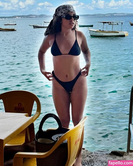 Giovanna Pitel erwachsene sexy bilder