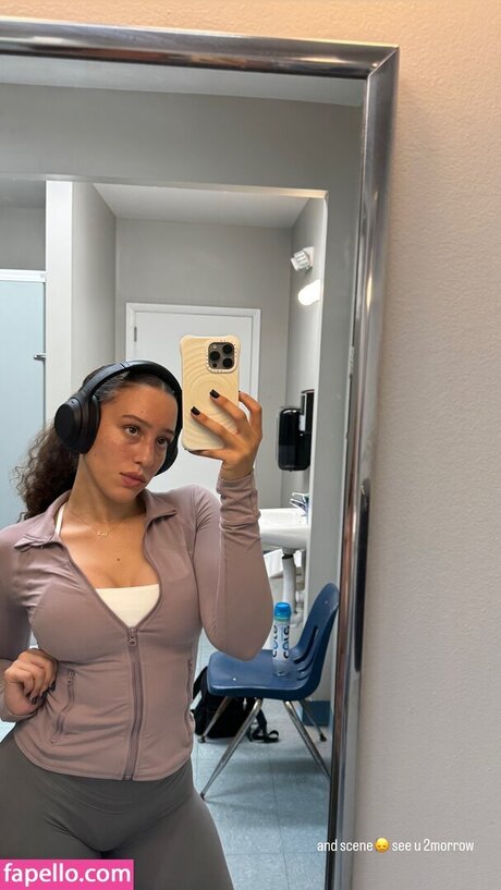 Kaliegh Robinson model porno bild