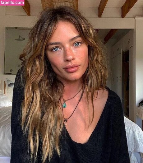 Jess Lee Buchanan perfekte akt fotos