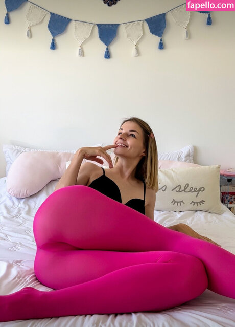 Irina Baker freie nackt archiv