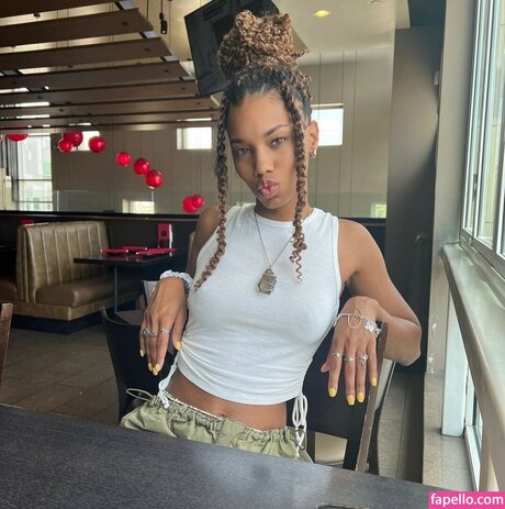 telleyyyy model schöne foto