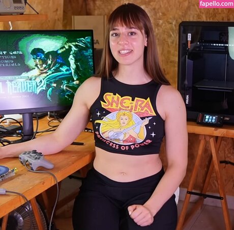 Sayaka Chialva porno heiße archiv