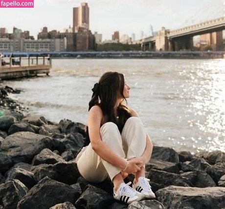 Cailey Fleming schöne hd galerien