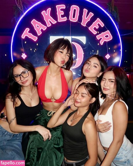 stiwaberi perfekte pornostar galerien