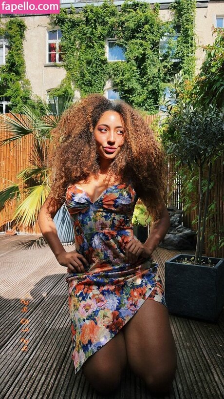 amandabellaciss schauspielerin heiße archiv