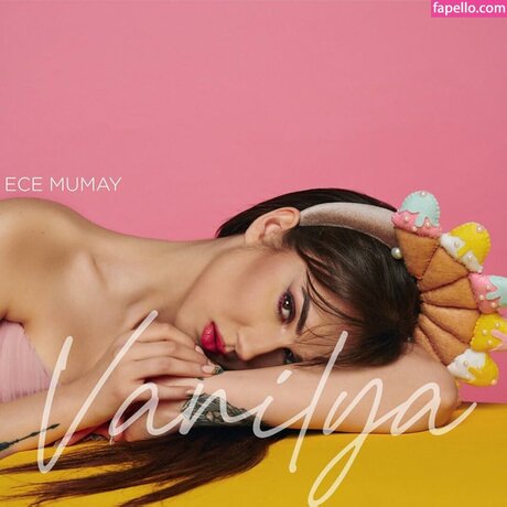 Ece Mumay beste nackte galerie