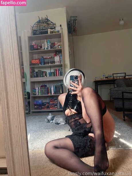 loltrxnity sexy erotische archiv