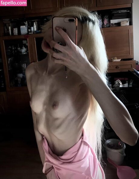 La Strawberry model pornografische archiv