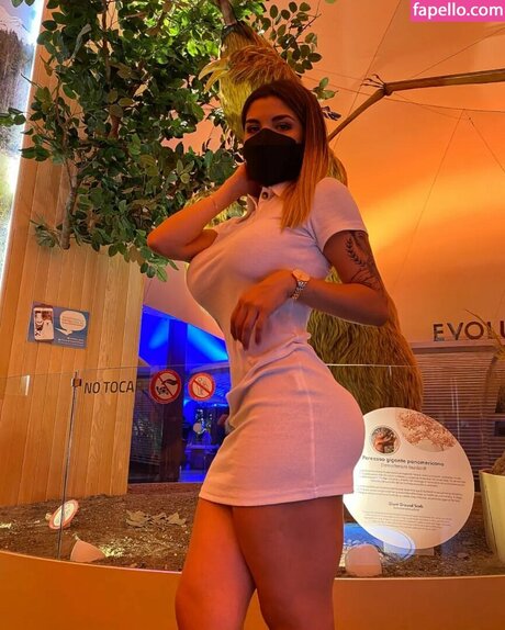 Barbara Salas kunst xxx bild