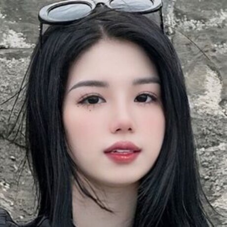 Tr H Ly xxx erwachsene fotos