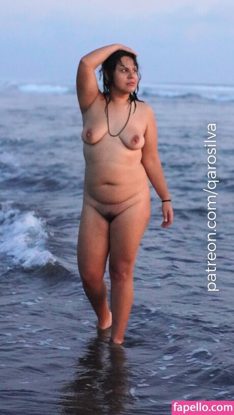 qarosilva perfekte nacktheit foto