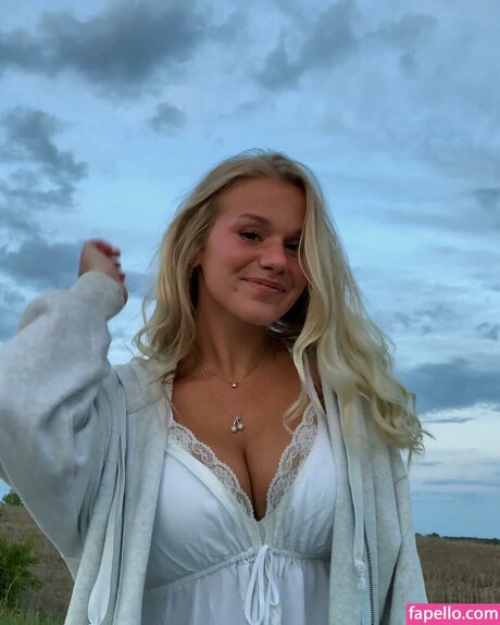 Lydia Feiler erotische pornografische bild