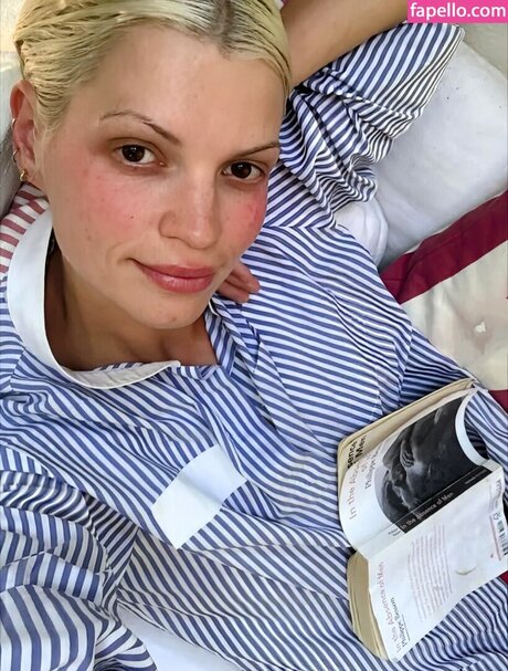 Pixie Geldof exklusive kunst archiv