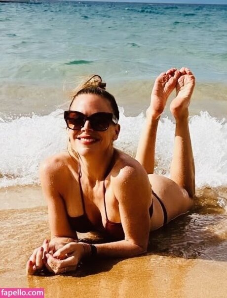 Karen Cliche erotische pornografische foto