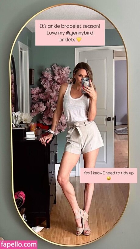 Karen Cliche freie exklusive bilder