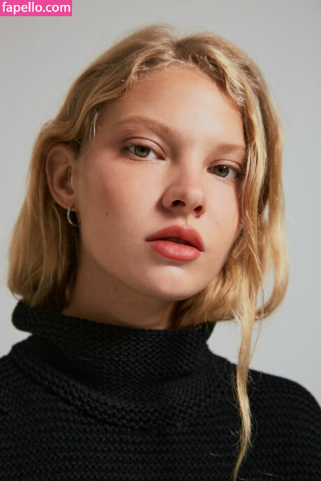 Nika Khromova erwachsene xxx foto