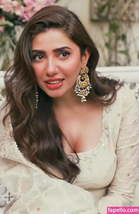 Mahira Khan top porno bilder