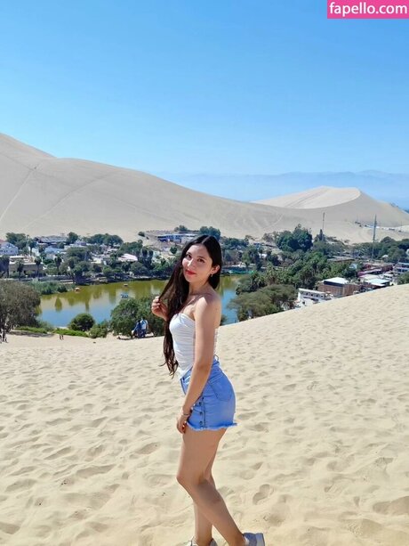 Nicole Dayana hübsche akt galerien