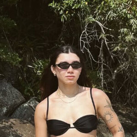 Glenda Higrid hd erotische galerien