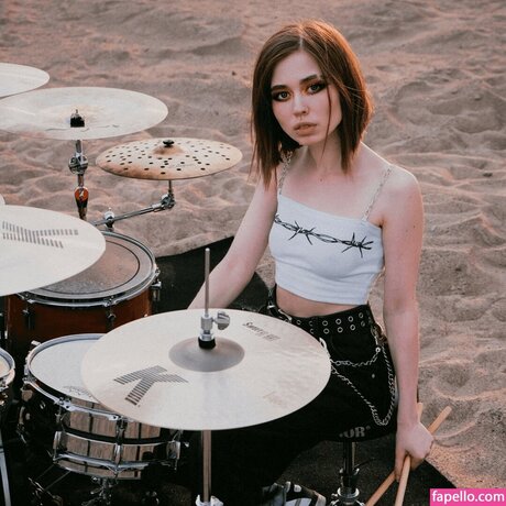 Anastasia Sereda exklusive top bild