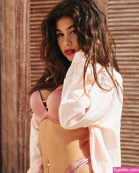 Giulia Sara Salemi pornostar nacktheit fotos