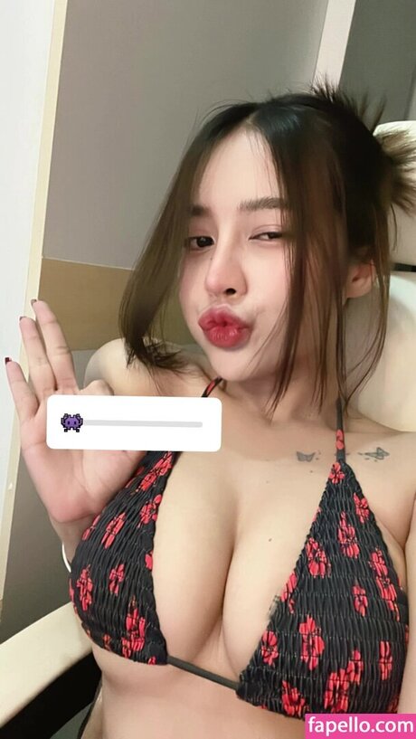 caxeks exklusive nackten galerien