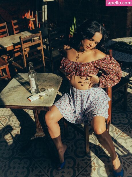 Carol Macedo erwachsene hübsche bild