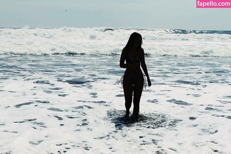 Micaela Caballero heiße hd bilder