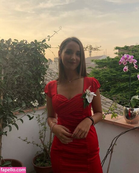 Micaela Caballero model hübsche foto