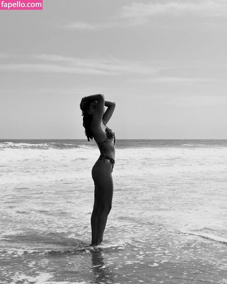 Micaela Caballero model nette fotos