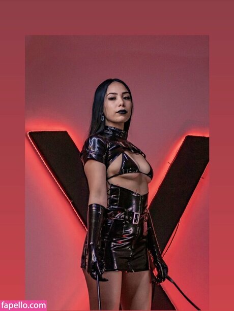 Karly angel perfekte top foto