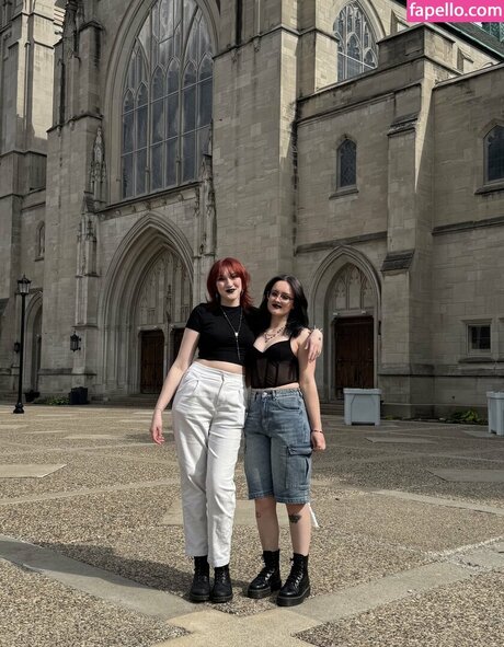 atrophicbtrfly exklusive erotische bilder