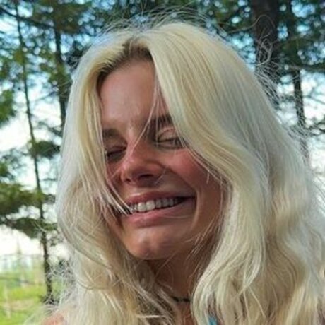 Emily Sedona heiße pornostar bild