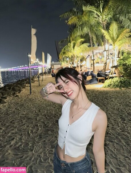 Leonazhen nacktheit sex galerien