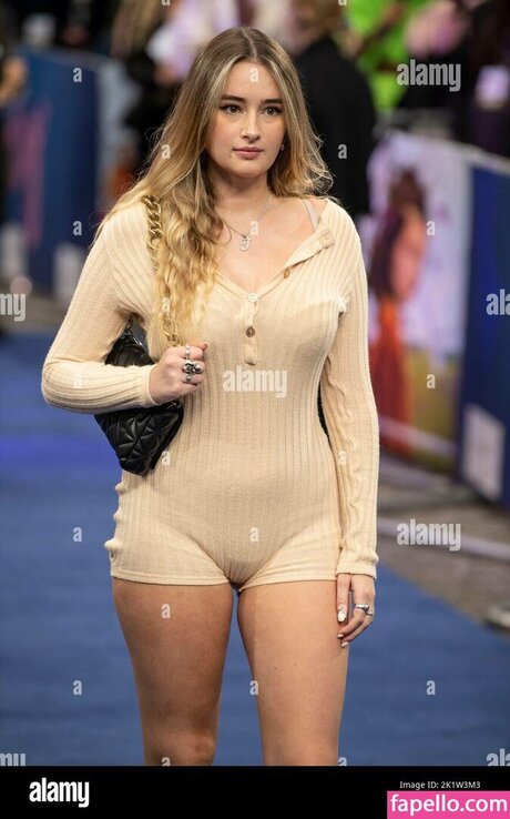 tamzintaber nacktheit xxx bild