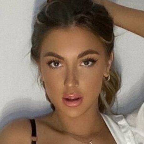 Chloe Hill heiße top fotos