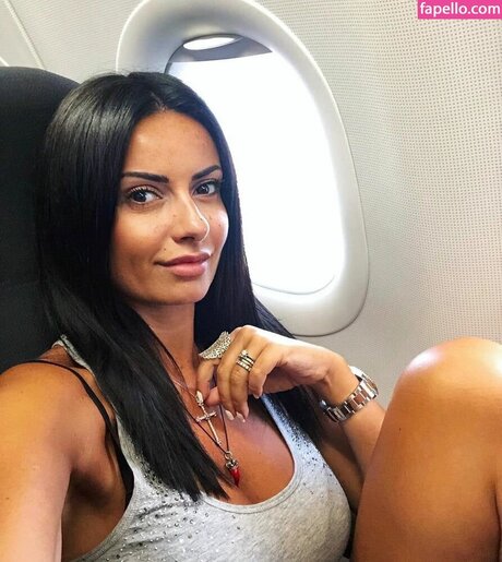 Monica Bertini xxx perfekte fotos