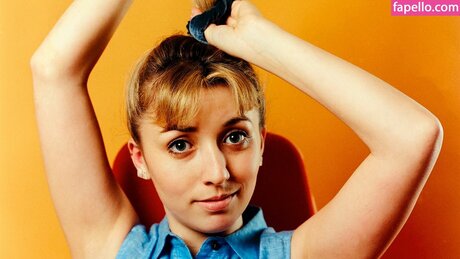 Kat Abughazaleh model nackte galerien