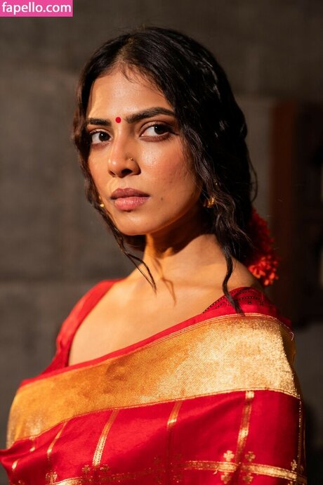 Malavika Mohanan hübsche top foto